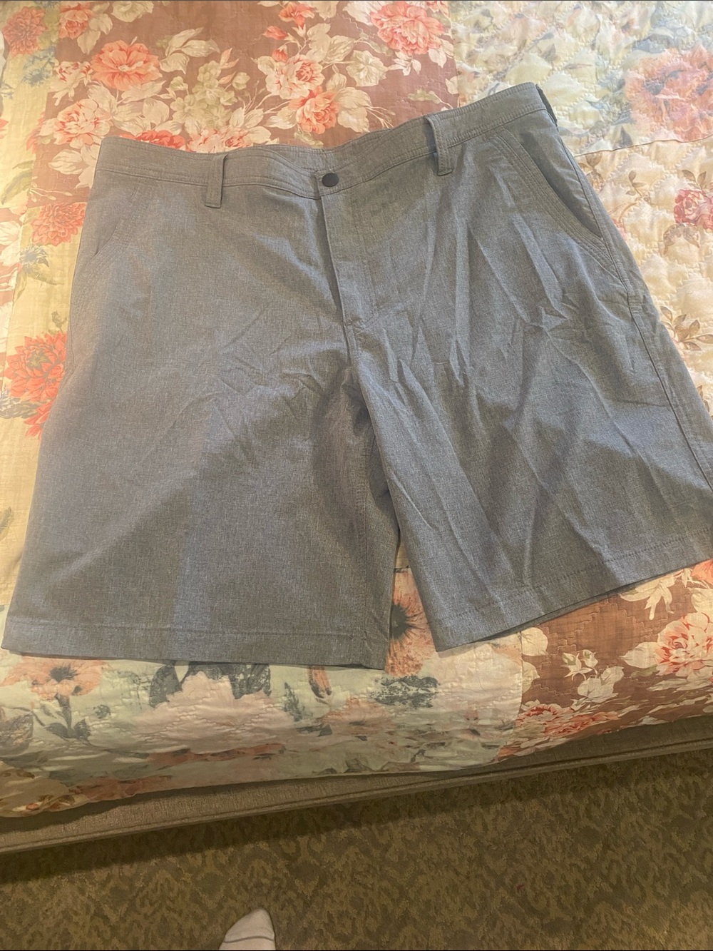 GH Bass& Co Men's Gray Performance Golf Shorts